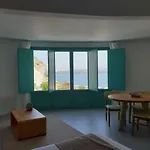 Avatar Bed & Breakfast 4*